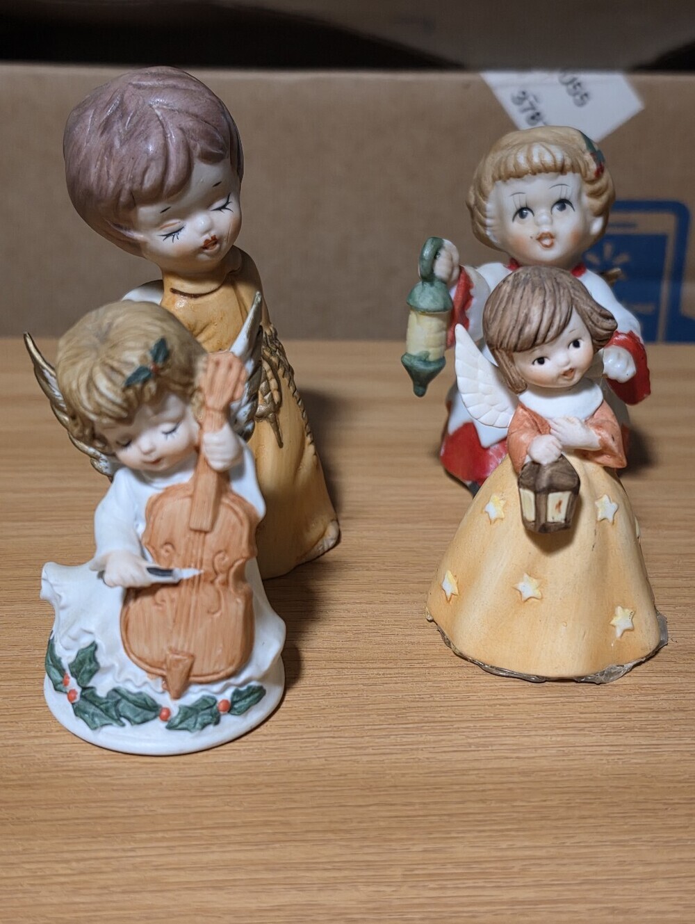 Set Of 4 Vintage China Angel figurines